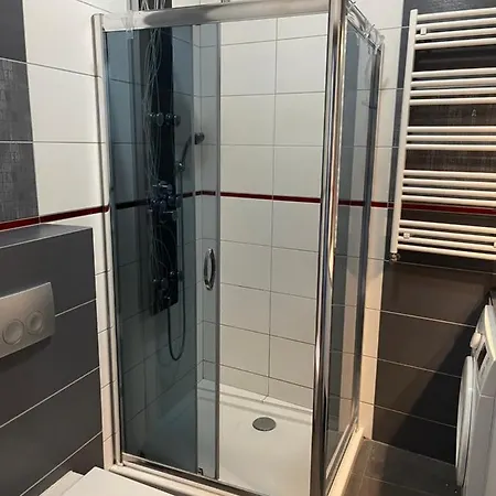 Daire 42 M Z Miejscem W Garazu Z Winda Blisko Centrum I Morza Gdynia