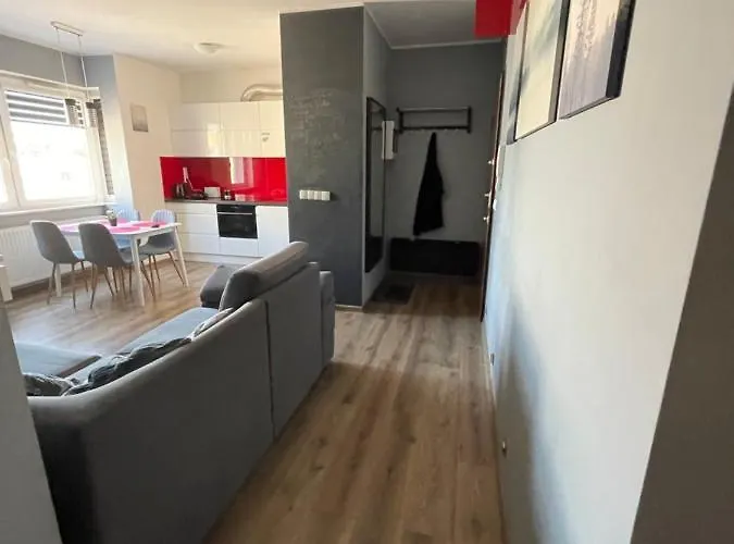 42 M Z Miejscem W Garazu Z Winda Blisko Centrum I Morza *