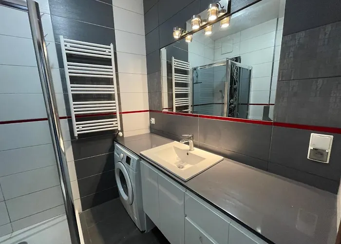 42 M Z Miejscem W Garazu Z Winda Blisko Centrum I Morza * グディニャ